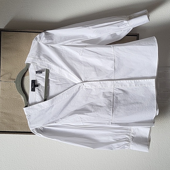 Theory Tops - Theory white button Gathered Sleeve Top